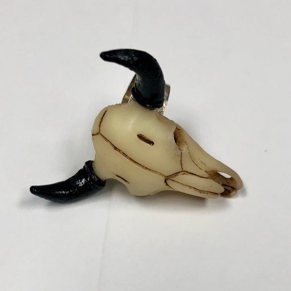 Native Rainbow Cow Skull Adjustable Ring - Picture 6 of 7